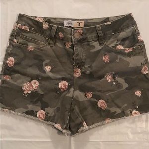Floral camo shorts